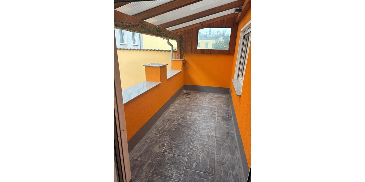 Tinihouse Terrassenwohnung über 2 Etagen 3 zimmer