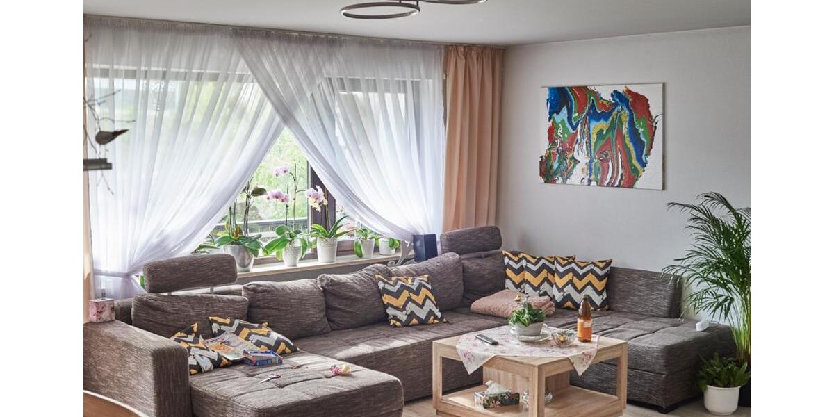 Etagenwohnung Falkenstein - 4 Zimmer, 103 m&sup2;, 750&euro; | Angebot:25964168