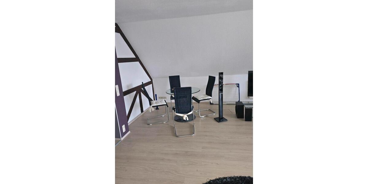 Dachgeschoßwohnung Bremerhaven Lehe - 2 Zimmer, 104 m&sup2;, 720&euro; | Angebot:26620955