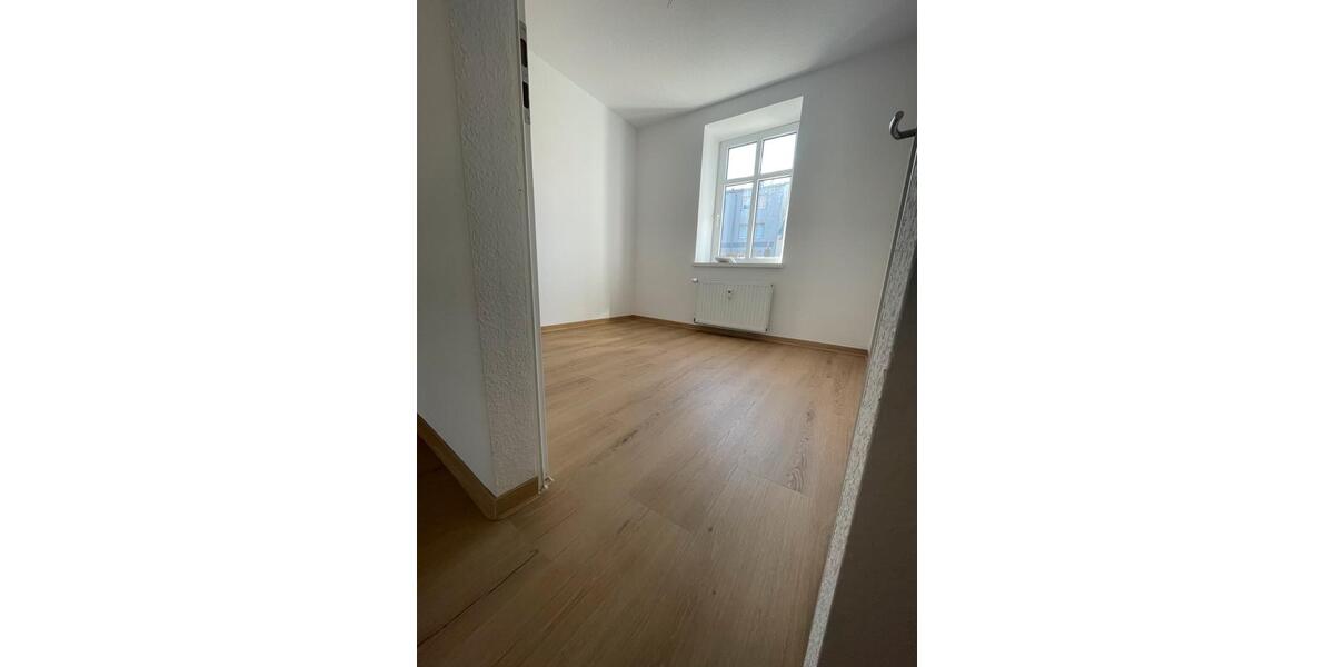 Etagenwohnung Staßfurt - 2 Zimmer, 43 m&sup2;, 199&euro; | Angebot:26609136