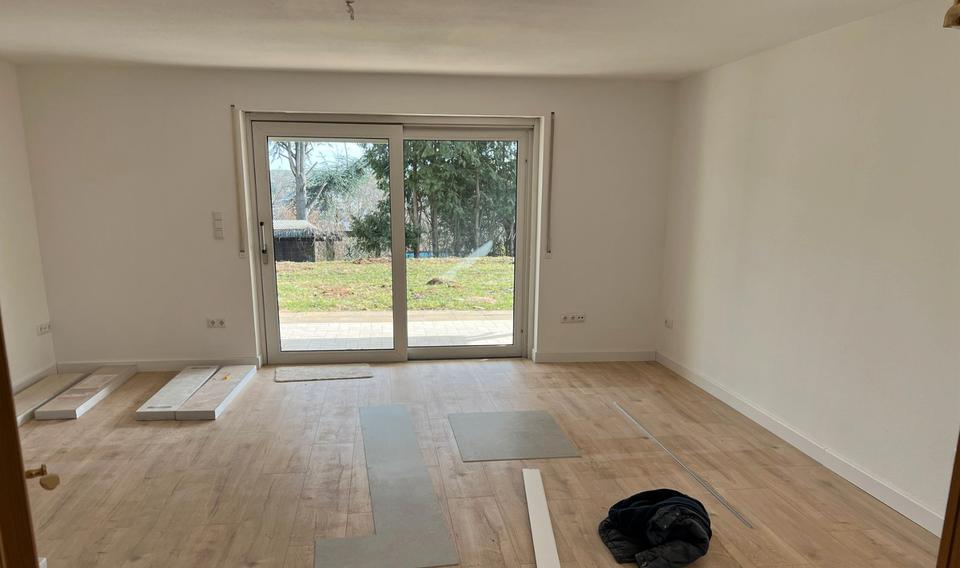 Terrassenwohnung Üchtelhausen - 2 Zimmer, 80 m&sup2;, 820&euro; | Angebot:26137384