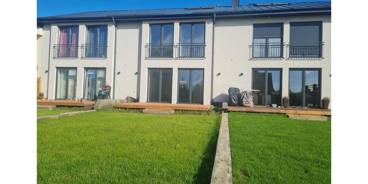 Etagenwohnung Geesthacht - 7 Zimmer, 150 m&sup2;, 1.600&euro; | Angebot:26689437