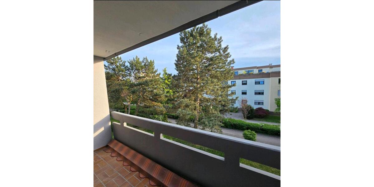 Etagenwohnung Mannheim Käfertal - 2 Zimmer, 73 m&sup2;, 950&euro; | Angebot:26675121