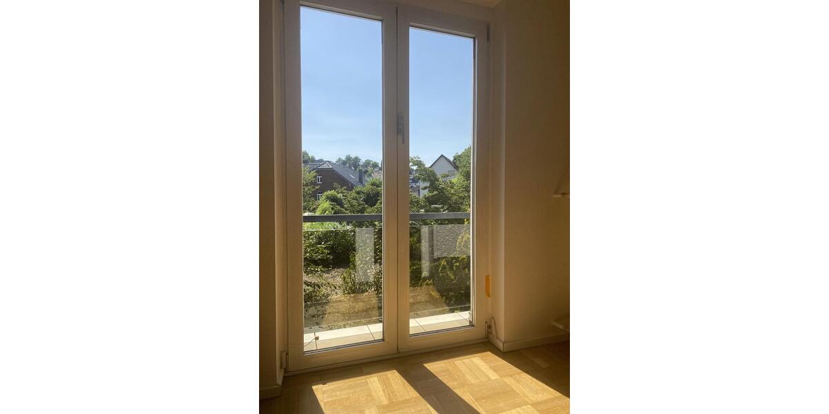 Einfamilienhaus Gummersbach - 6 Zimmer, 250 m&sup2;, 1.950&euro; | Angebot:25216498