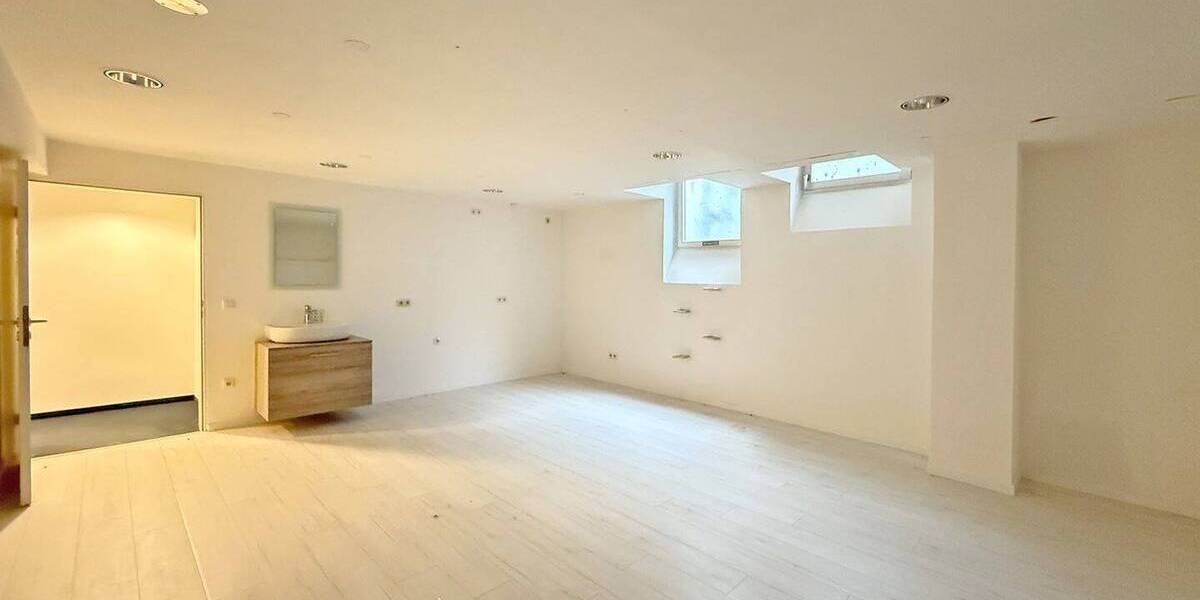 Gewerbeobjekt Neumarkt Altenhof - 3.950&euro; | Angebot:25704407