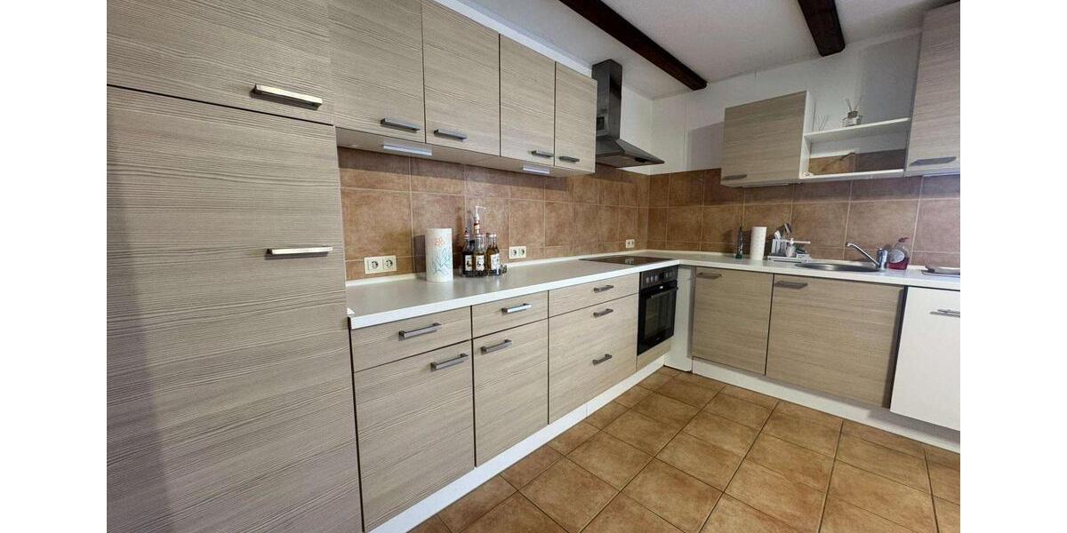 Erdgeschoßwohnung Weidhausen bei Coburg - 3.5 Zimmer, 115 m&sup2;, 850&euro; | Angebot:25841288