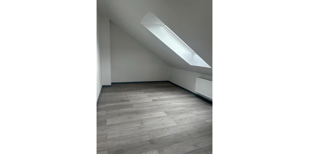 Einfamilienhaus Haldensleben - 5 Zimmer, 150 m&sup2;, 900&euro; | Angebot:25571006