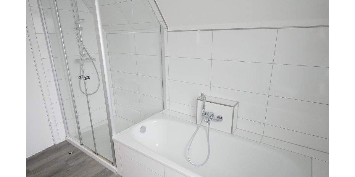 Doppelhaushälfte Tornesch - 6 Zimmer, 146 m&sup2;, 1.950&euro; | Angebot:24911590