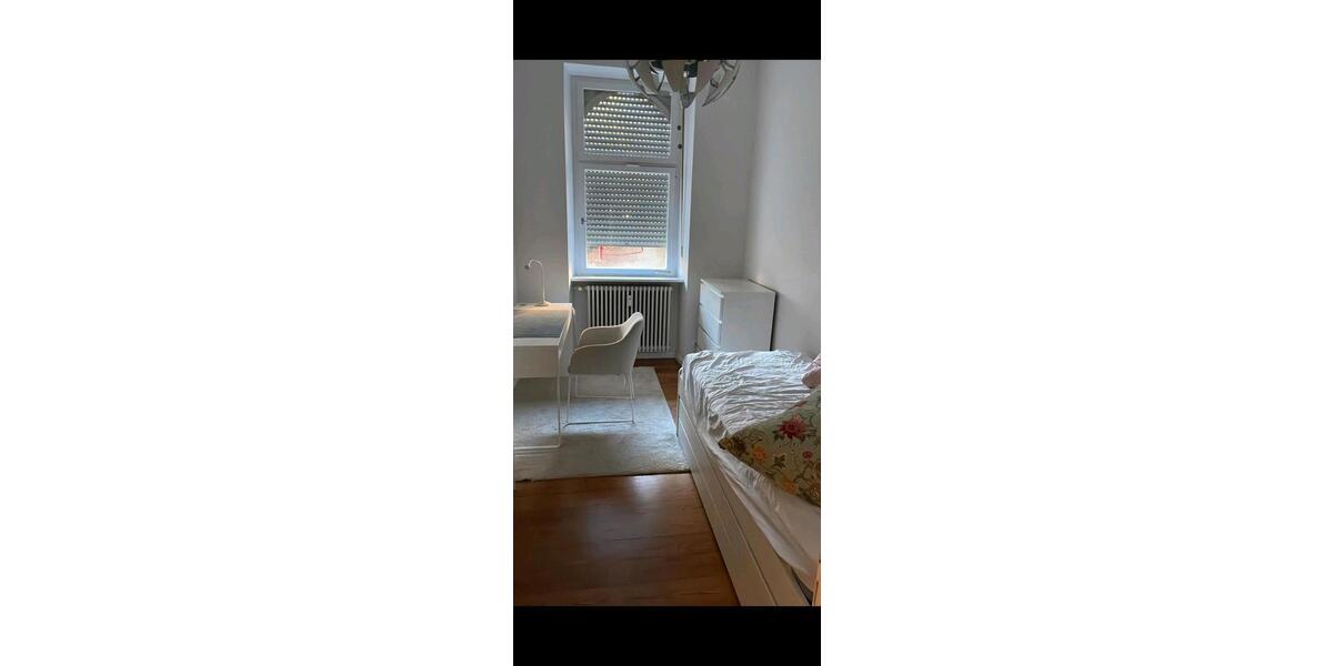 Gemütliches 10qm Zimmer in ordentlicher 4er WG 1 zimmer