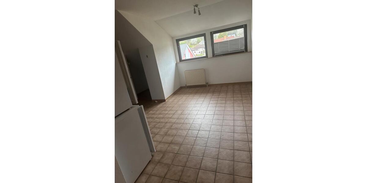 Dachgeschoßwohnung Losheim am See - 3 Zimmer, 100 m&sup2;, 850&euro; | Angebot:26582144
