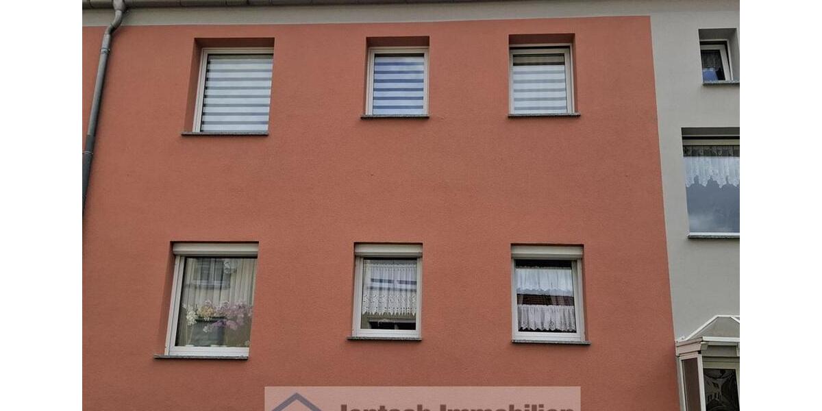 Etagenwohnung Teuchern - 3 Zimmer, 62 m&sup2;, 370&euro; | Angebot:23738678