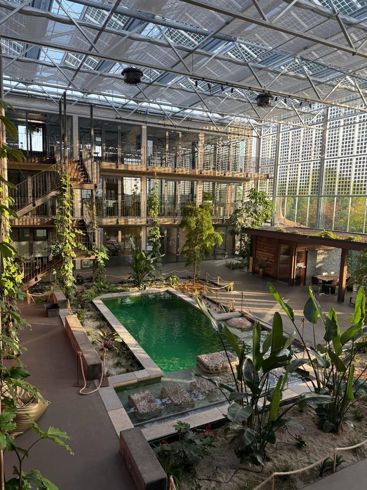 Büro mit Co- Working und Garten