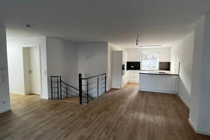 Wohnung Göppingen Faurndau - 4 Zimmer, 145 m&sup2;, 1.380&euro; | Angebot:26694109