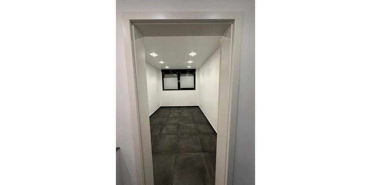 Etagenwohnung Bottrop - 3 Zimmer, 65 m&sup2;, 980&euro; | Angebot:24382824