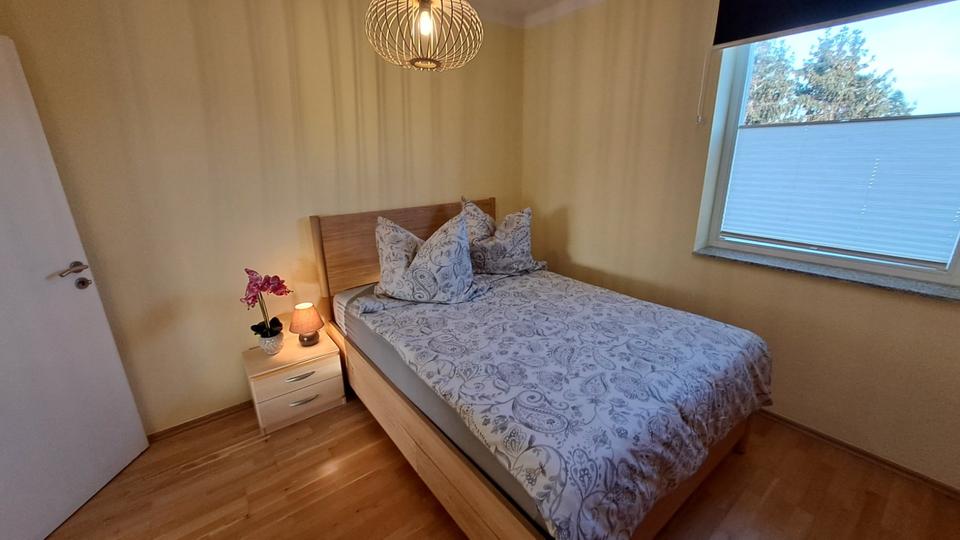 Wohnen auf Zeit Leverkusen - 2 Zimmer, 86 m&sup2;, 1.200&euro; | Angebot:23595088