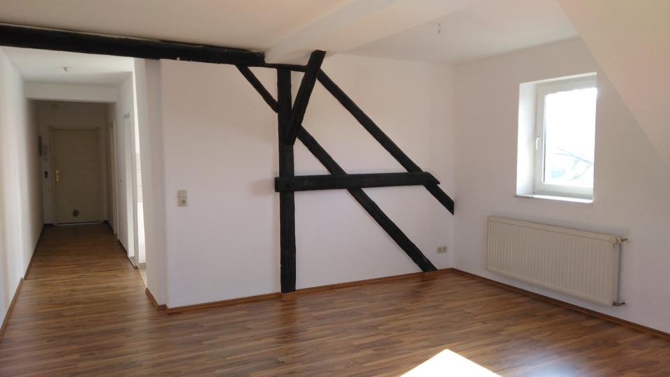 Dachgeschoßwohnung Großschirma - 2 Zimmer, 55 m&sup2;, 340&euro; | Angebot:17603423