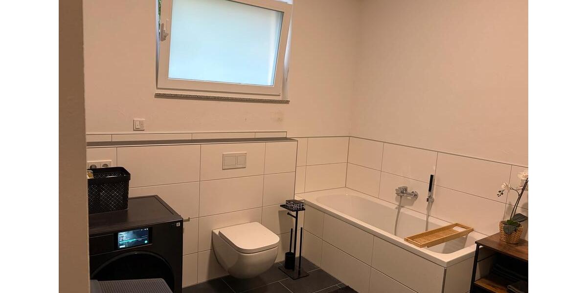 Erdgeschoßwohnung Waldsolms - 3 Zimmer, 108 m&sup2;, 1.285&euro; | Angebot:24940788