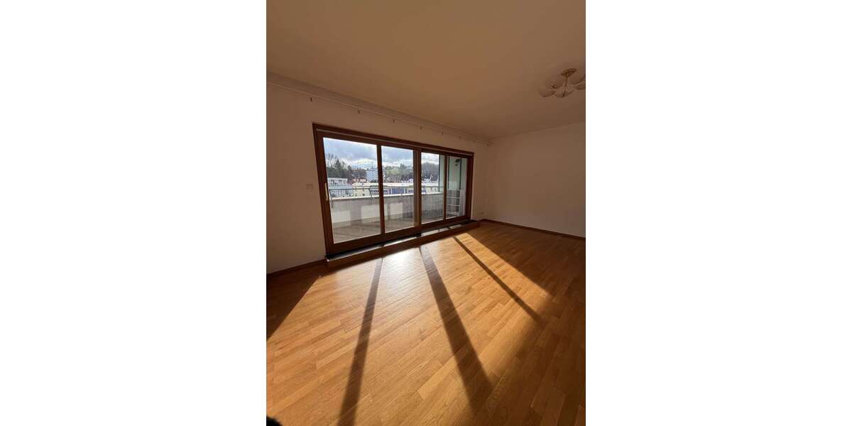 Wohnung zum Mieten in Landshut 1.078 € 77 m² 2 zimmer