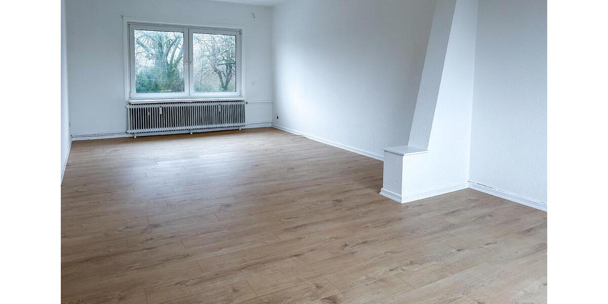 Etagenwohnung Radevormwald - 4 Zimmer, 110 m&sup2;, 800&euro; | Angebot:24506939