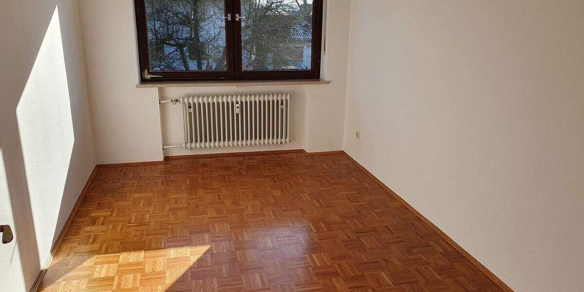 Etagenwohnung Waldkraiburg Hart - 4 Zimmer, 97 m&sup2;, 1.000&euro; | Angebot:24967295