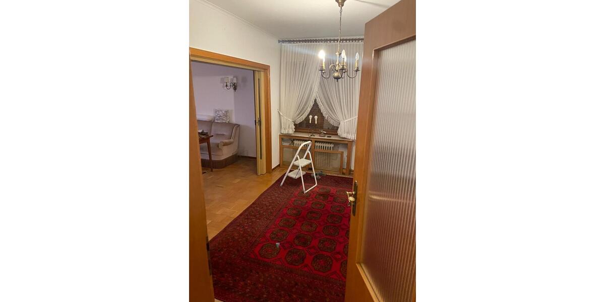 Einfamilienhaus Köln Rodenkirchen - 5 Zimmer, 130 m&sup2;, 2.000&euro; | Angebot:25899929