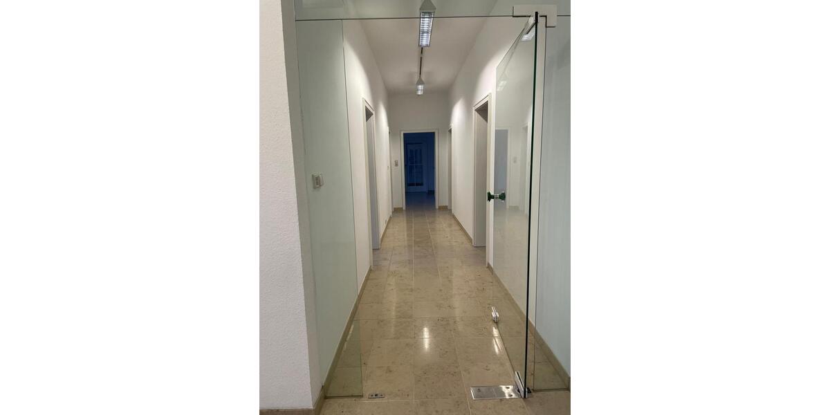 Gewerbeobjekt Köln Rodenkirchen - 15&euro; | Angebot:26202352