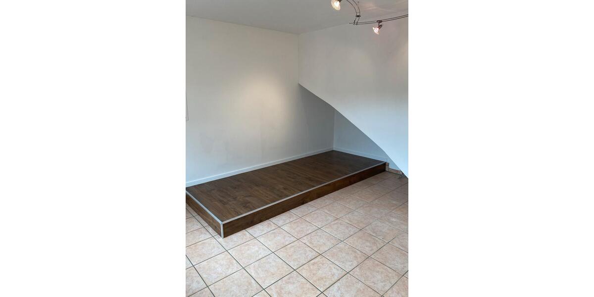 Reihenhaus Bad Lippspringe - 6 Zimmer, 103 m&sup2;, 849&euro; | Angebot:26211216