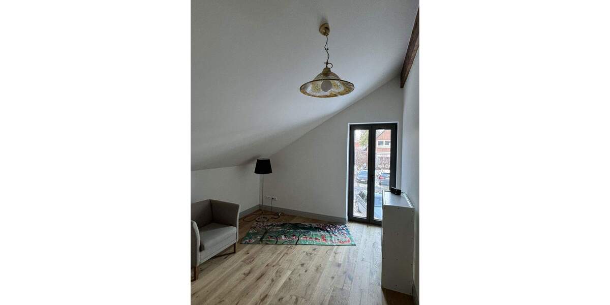 Doppelhaushälfte Hamburg Schnelsen - 4 Zimmer, 140 m&sup2;, 2.999&euro; | Angebot:25711110