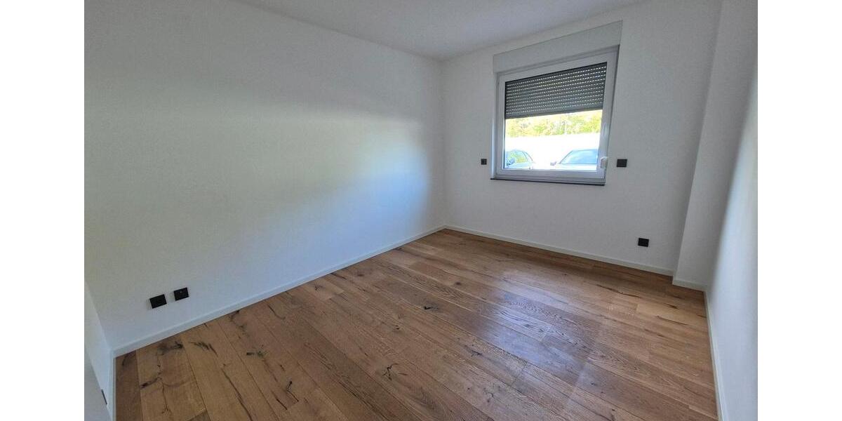 Erdgeschoßwohnung Seelze - 3 Zimmer, 107 m&sup2;, 1.800&euro; | Angebot:26612178