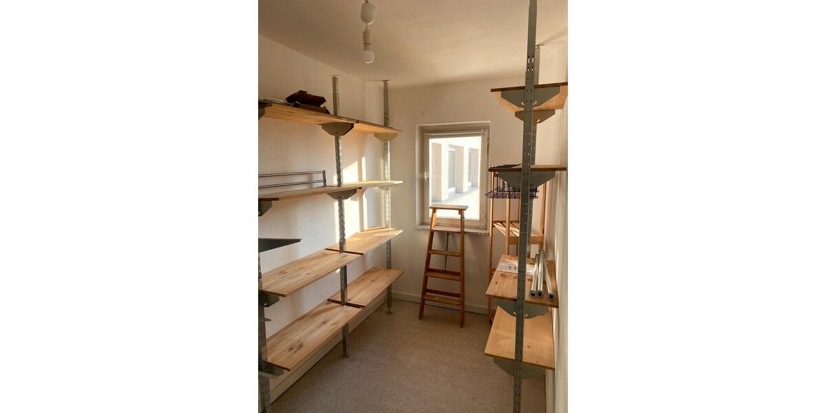 Dachgeschoßwohnung Frankfurt am Main Nord-Ost - 2 Zimmer, 49 m&sup2;, 760&euro; | Angebot:26020937