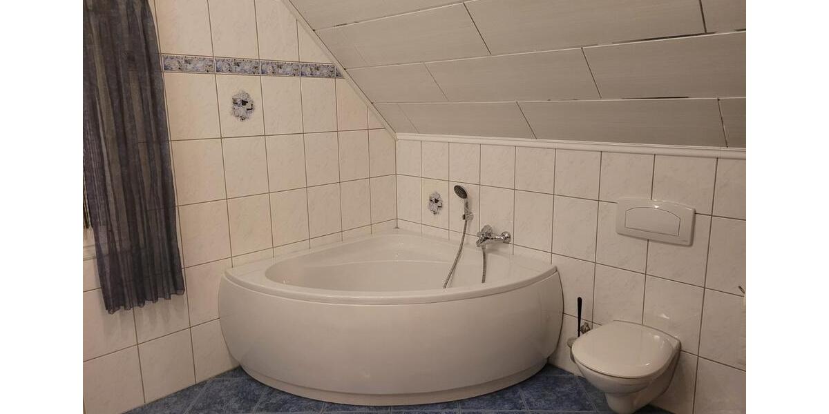 Einfamilienhaus mit Garage zu vermieten 5 zimmer