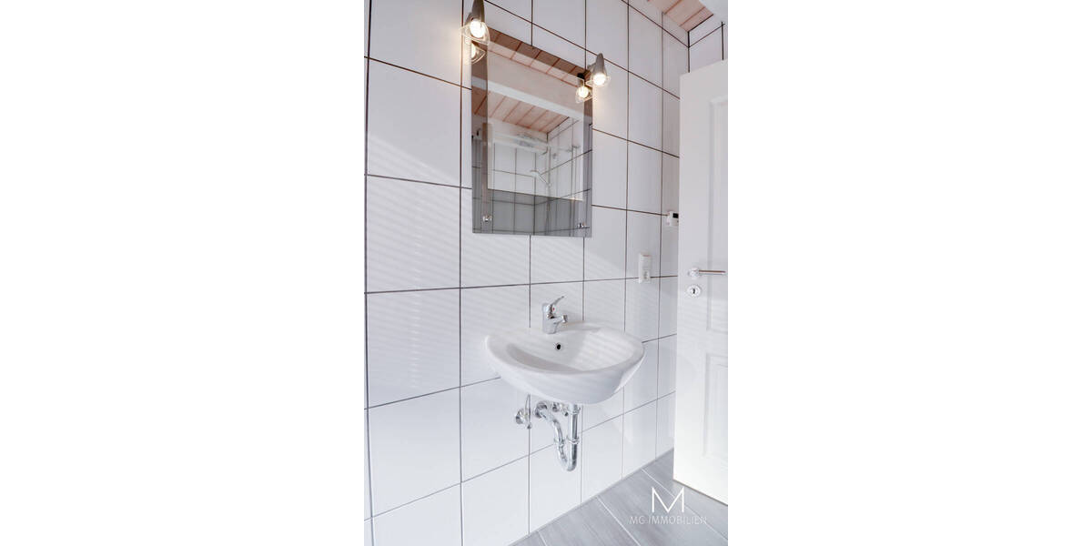 Doppelhaushälfte Waldmohr - 3 Zimmer, 130 m&sup2;, 1.250&euro; | Angebot:25984711