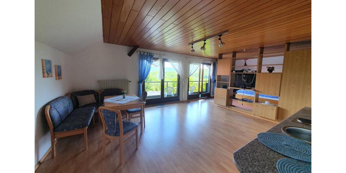 Bauernhaus, Landhaus Zenting - 8 Zimmer, 235 m&sup2;, 1.820&euro; | Angebot:25054472