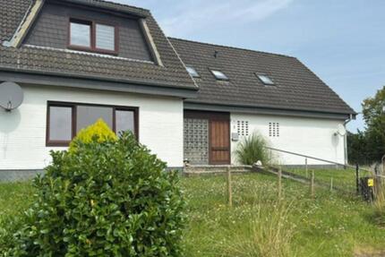 Wohnung Pronstorf - 4 Zimmer, 100 m&sup2;, 1.150&euro; | Angebot:25901407