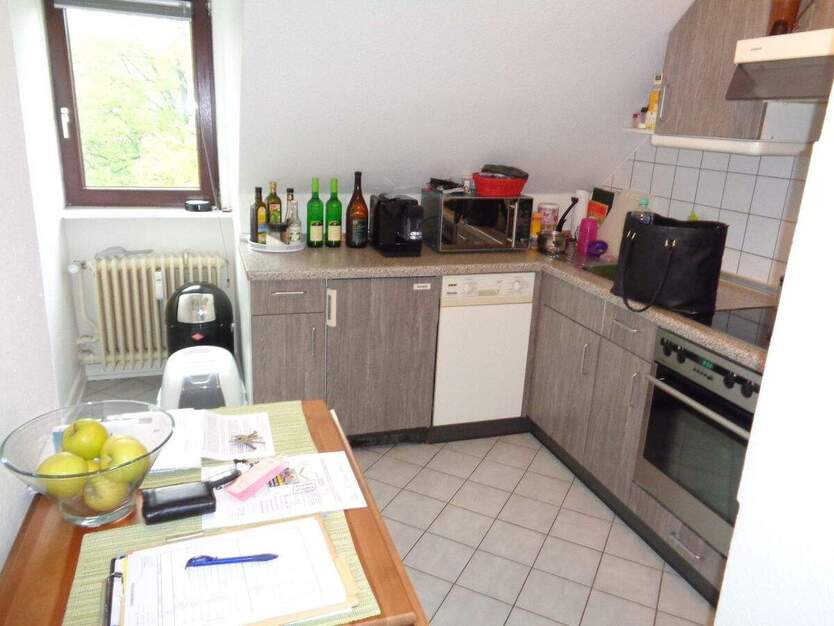 HH-Eilbek, 2 Zimmer Wohnung im Dachgeschoss !Bitte unsere Fragen beachten! 2 zimmer