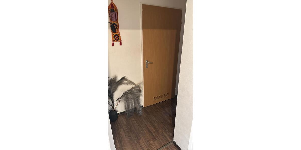 Etagenwohnung Siegen Weidenau - 2 Zimmer, 66 m&sup2;, 610&euro; | Angebot:26040271