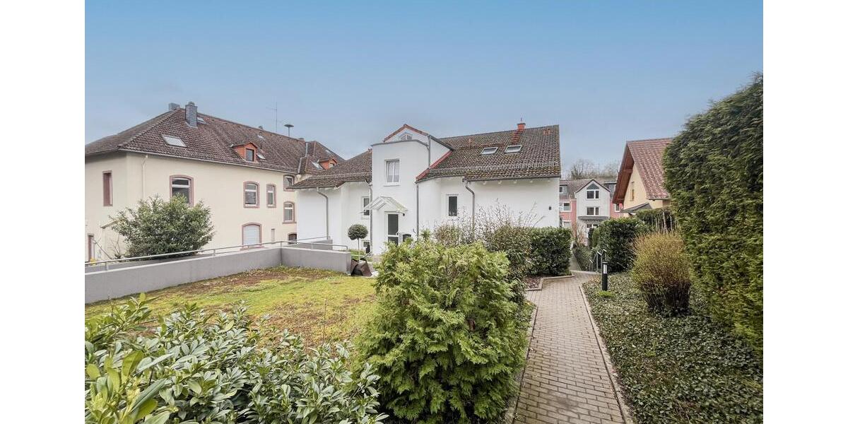 Etagenwohnung Walluf - 2 Zimmer, 62 m&sup2;, 1.100&euro; | Angebot:26561184