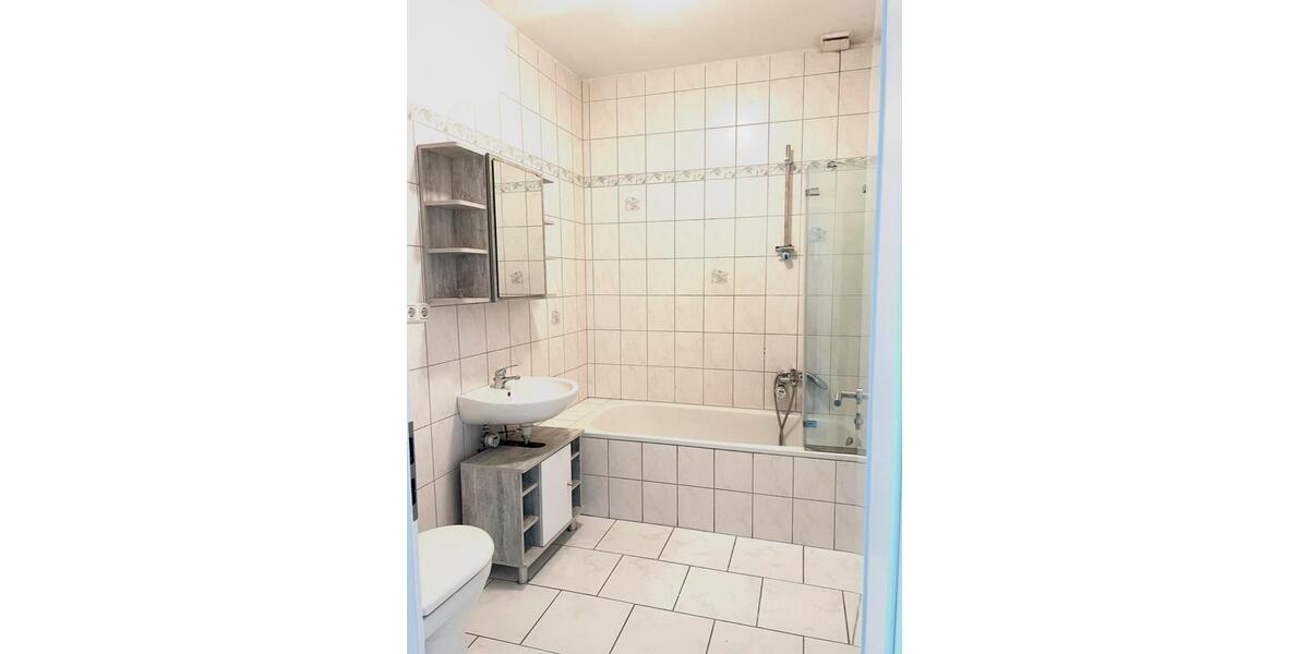 Etagenwohnung Hof Altstadt - 3 Zimmer, 65 m&sup2;, 450&euro; | Angebot:26578619