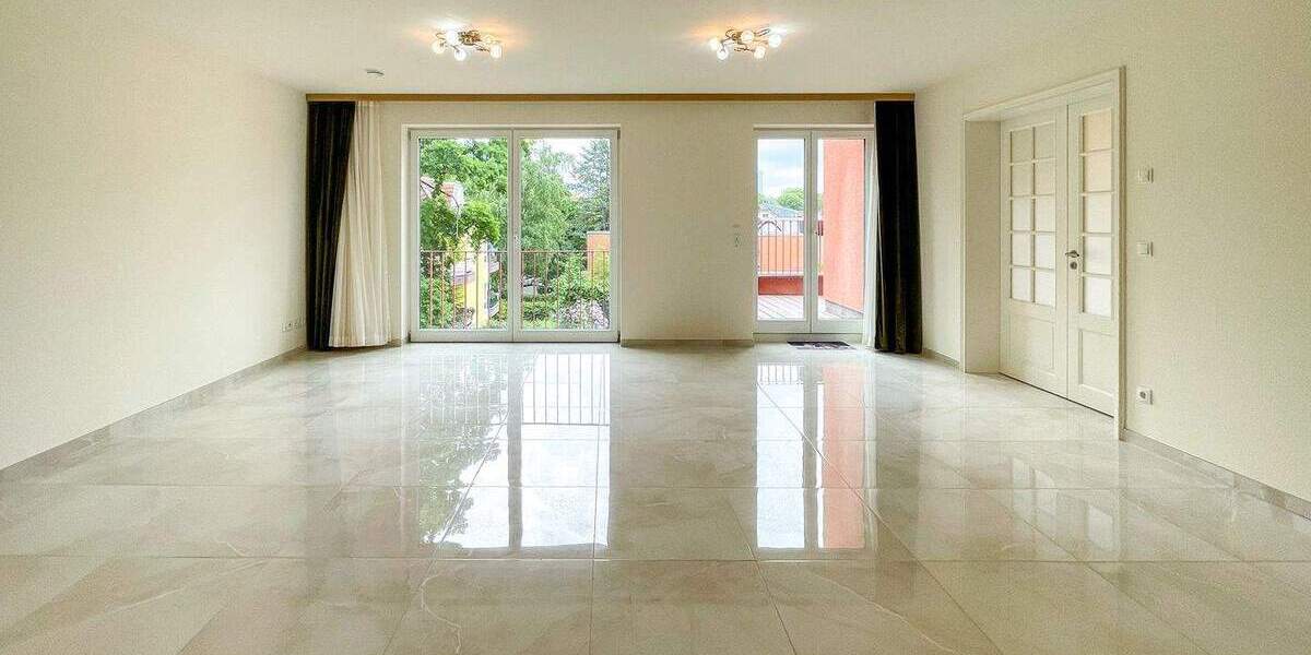 Etagenwohnung Berlin Lichterfelde - 5 Zimmer, 135 m&sup2;, 2.977&euro; | Angebot:24972209