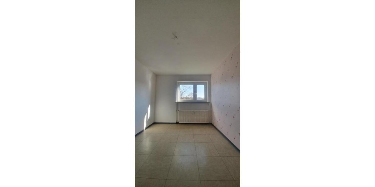 Etagenwohnung Waldkappel - 3 Zimmer, 76 m&sup2;, 400&euro; | Angebot:25432473