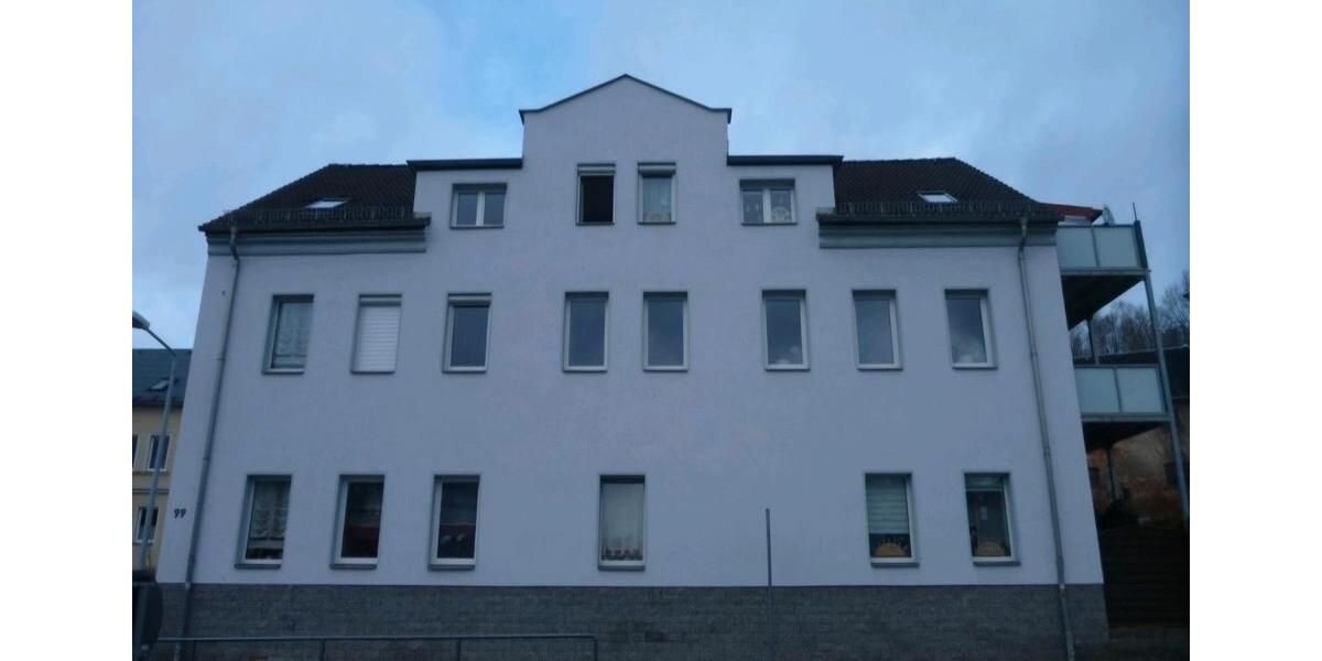 Dachgeschoßwohnung Reichenbach im Vogtland - 2 Zimmer, 45 m&sup2;, 400&euro; | Angebot:24535100