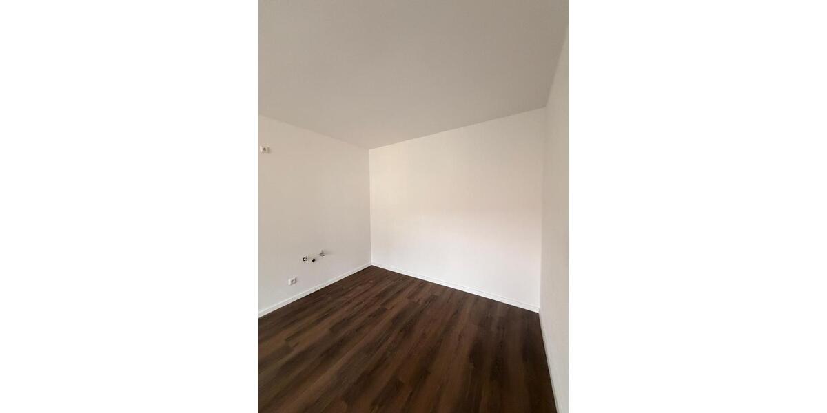 Etagenwohnung Bruck in der Oberpfalz - 2 Zimmer, 84 m&sup2;, 718&euro; | Angebot:26293172