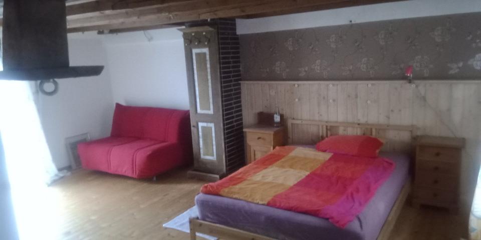 Wohnen auf Zeit Waldbröl - 7 Zimmer, 150 m&sup2;, 50&euro; | Angebot:25389985