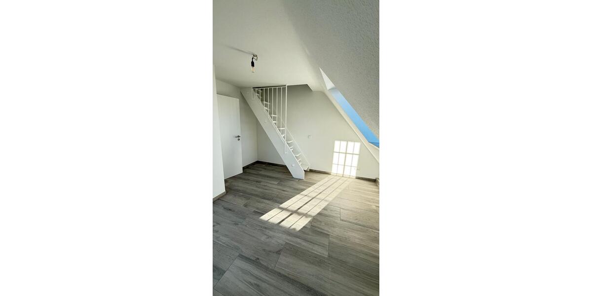 Dachgeschoßwohnung Baiersbronn - 4 Zimmer, 90 m&sup2;, 1.350&euro; | Angebot:26030760