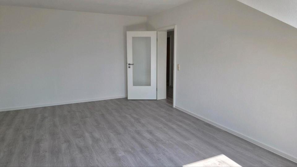 Etagenwohnung Apolda - 3 Zimmer, 92 m&sup2;, 945&euro; | Angebot:26591319