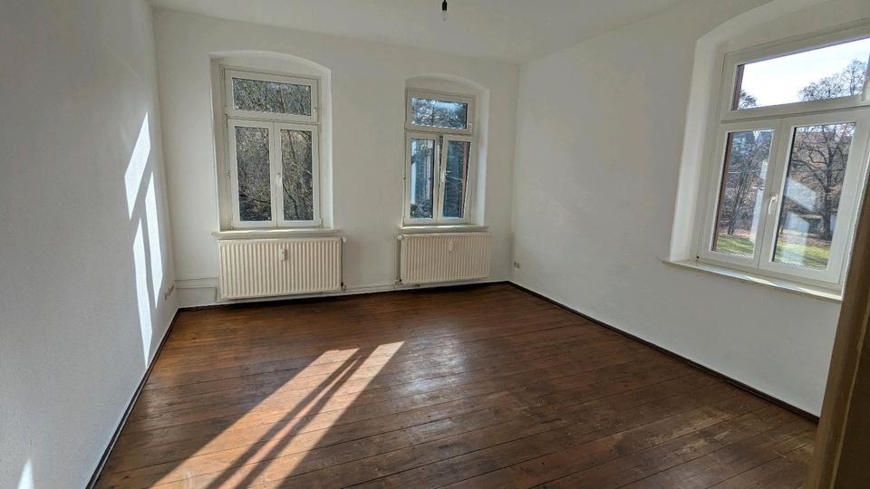 Etagenwohnung Waldheim - 3 Zimmer, 52 m&sup2;, 500&euro; | Angebot:25342722