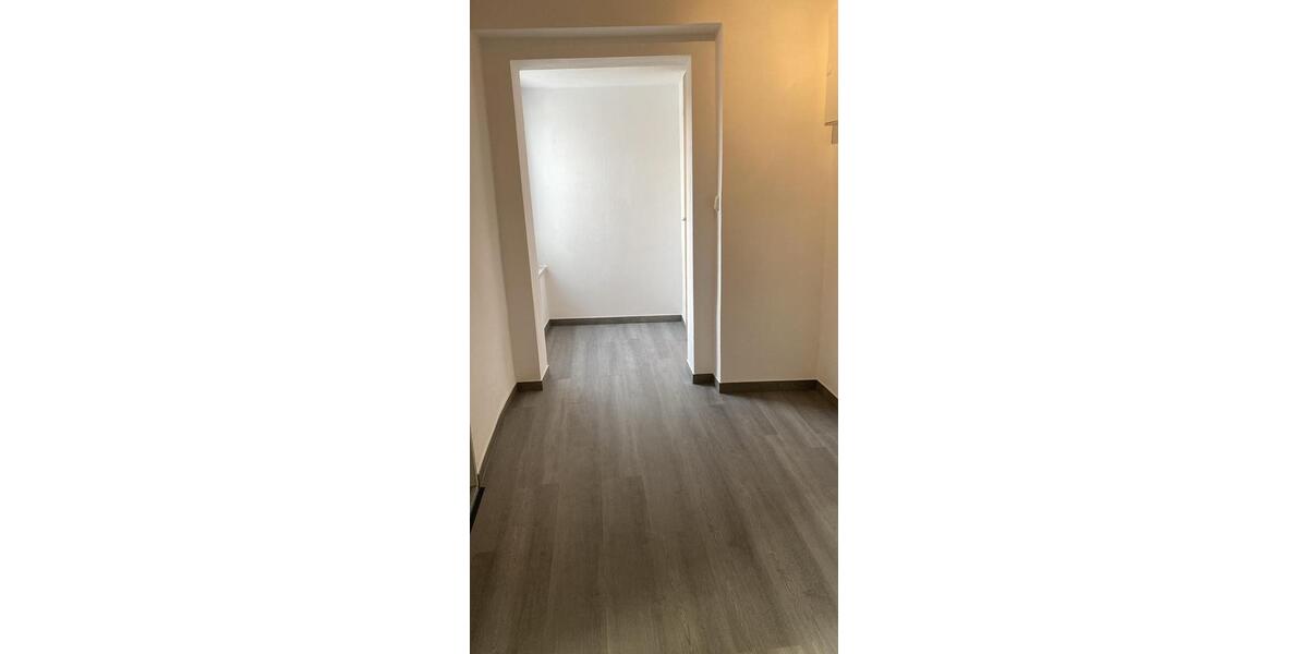 Etagenwohnung Gebenbach - 5 Zimmer, 113 m&sup2;, 1.350&euro; | Angebot:25381016