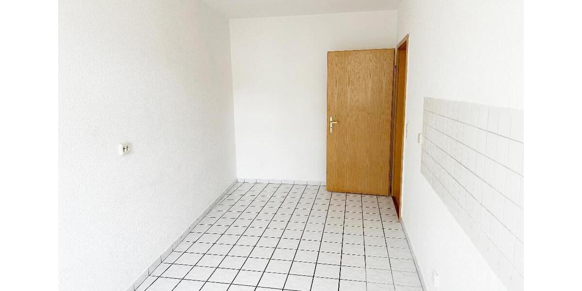 Etagenwohnung Riesa - 1 Zimmer, 45 m&sup2;, 280&euro; | Angebot:25979084
