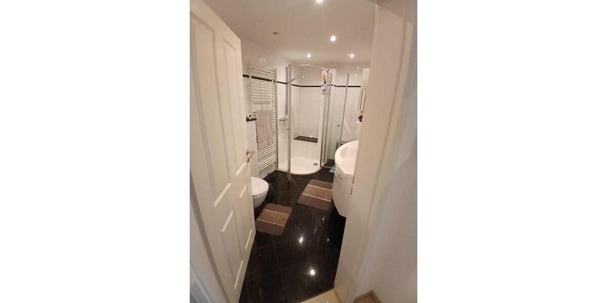 Wohnen auf Zeit Cloppenburg - 1 Zimmer, 15 m&sup2;, 370&euro; | Angebot:25956973