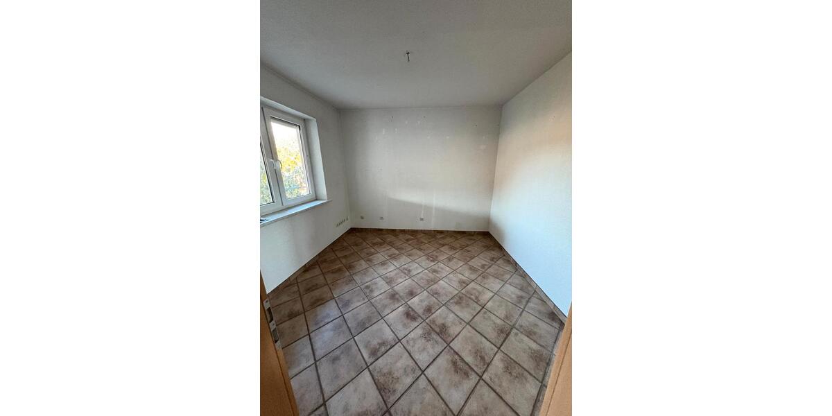 Maisonettenwohnung Bad Salzungen - 5 Zimmer, 103 m&sup2;, 1.030&euro; | Angebot:26364435